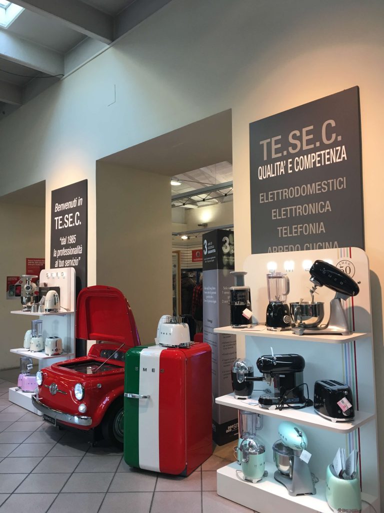 イタリアSMEGショールーム1号店