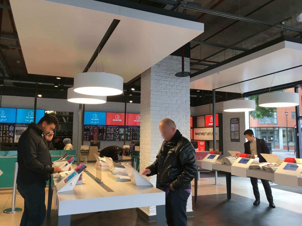 Argos店内