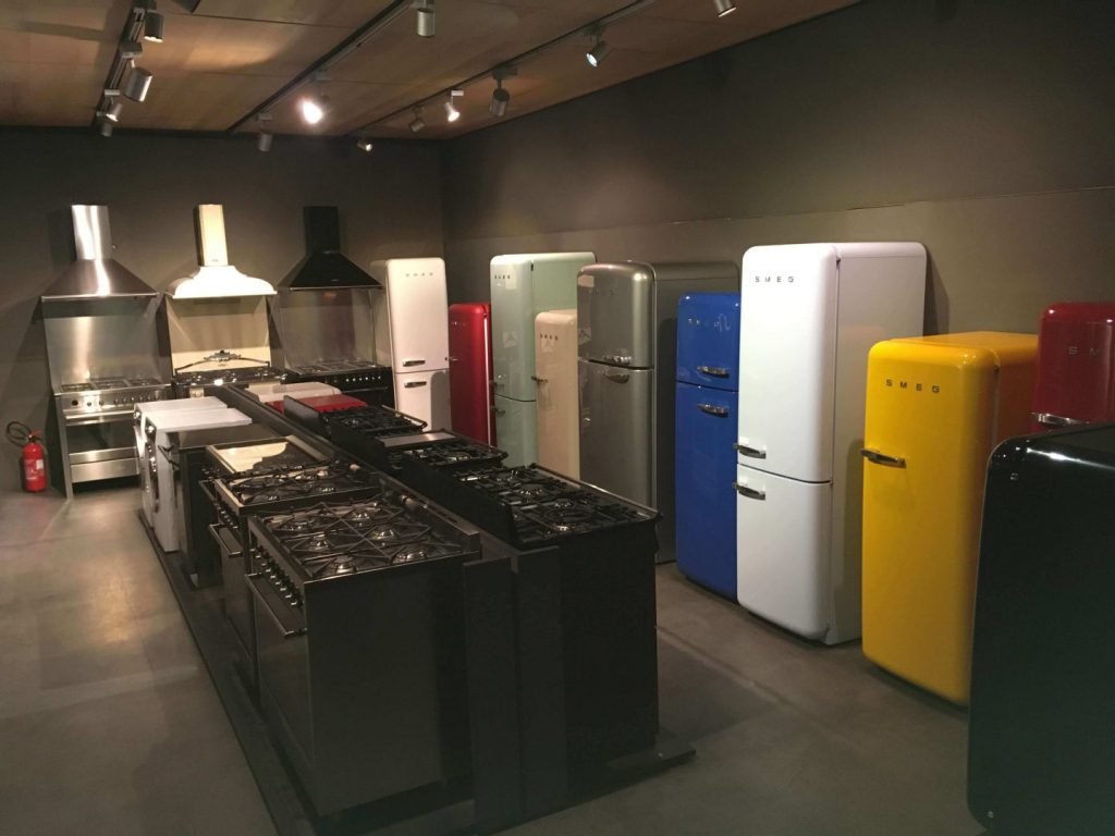 イタリアSMEGショールーム1号店