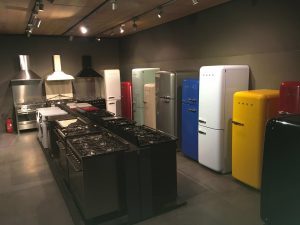 イタリアSMEGショールーム1号店