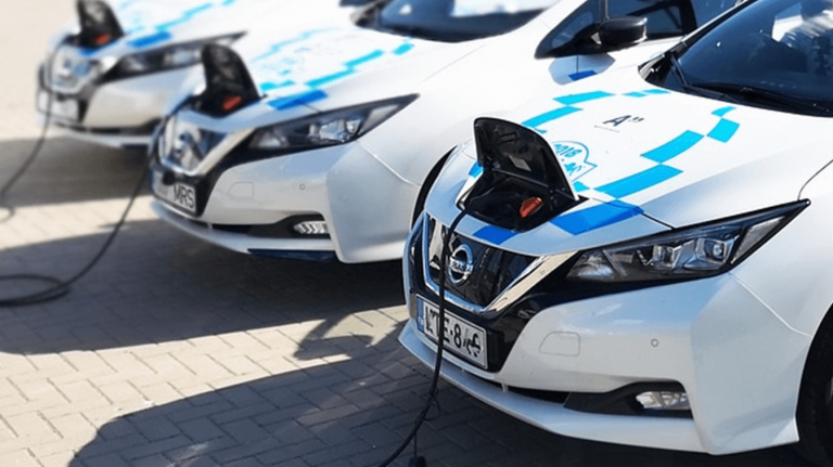 電気自動車
